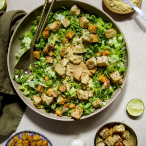 vegan lime caesar salad with tempeh bacon