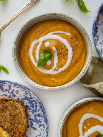 acorn squash tomato soup