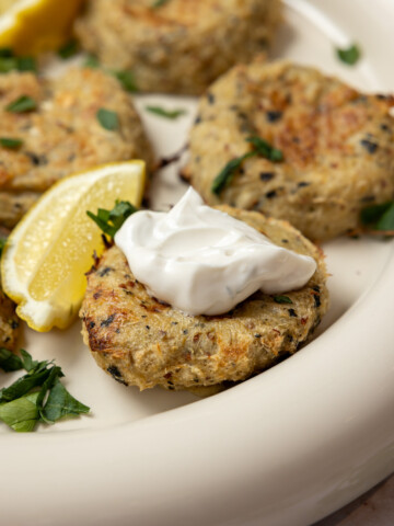 crab cakes-04