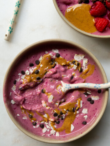 pink smoothie bowl