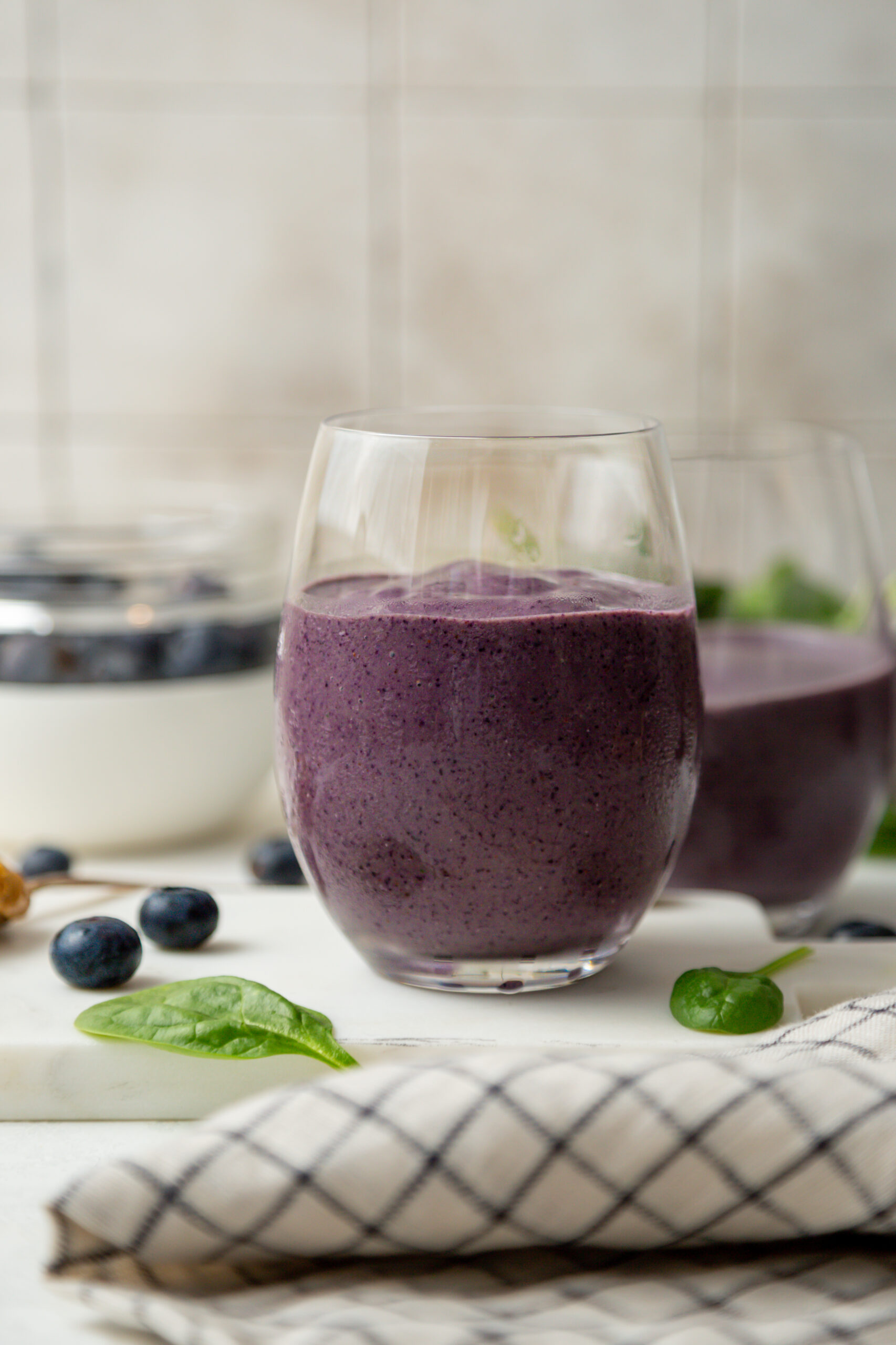 simple blueberry protein smoothie