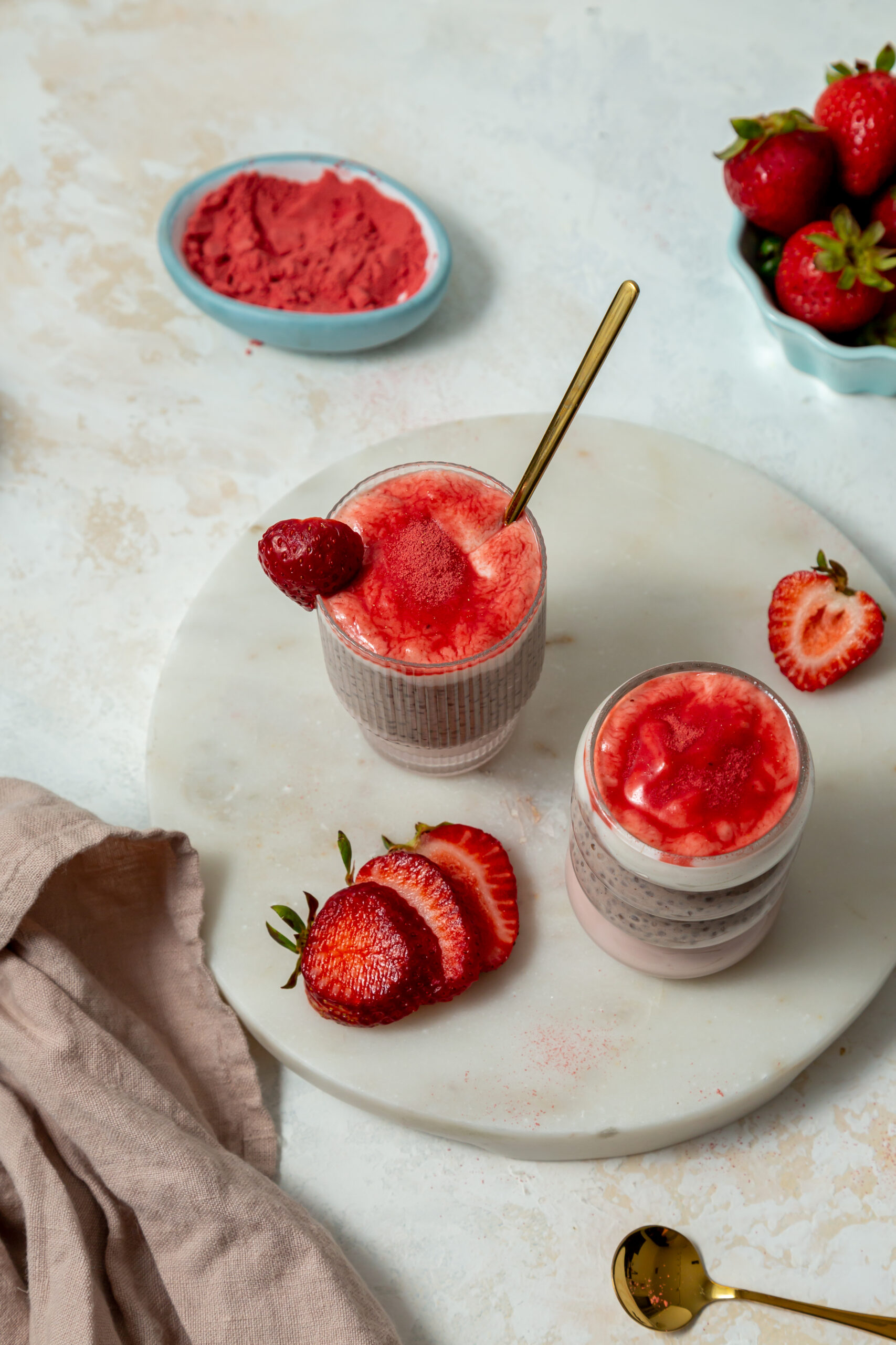 strawberry tiramisu